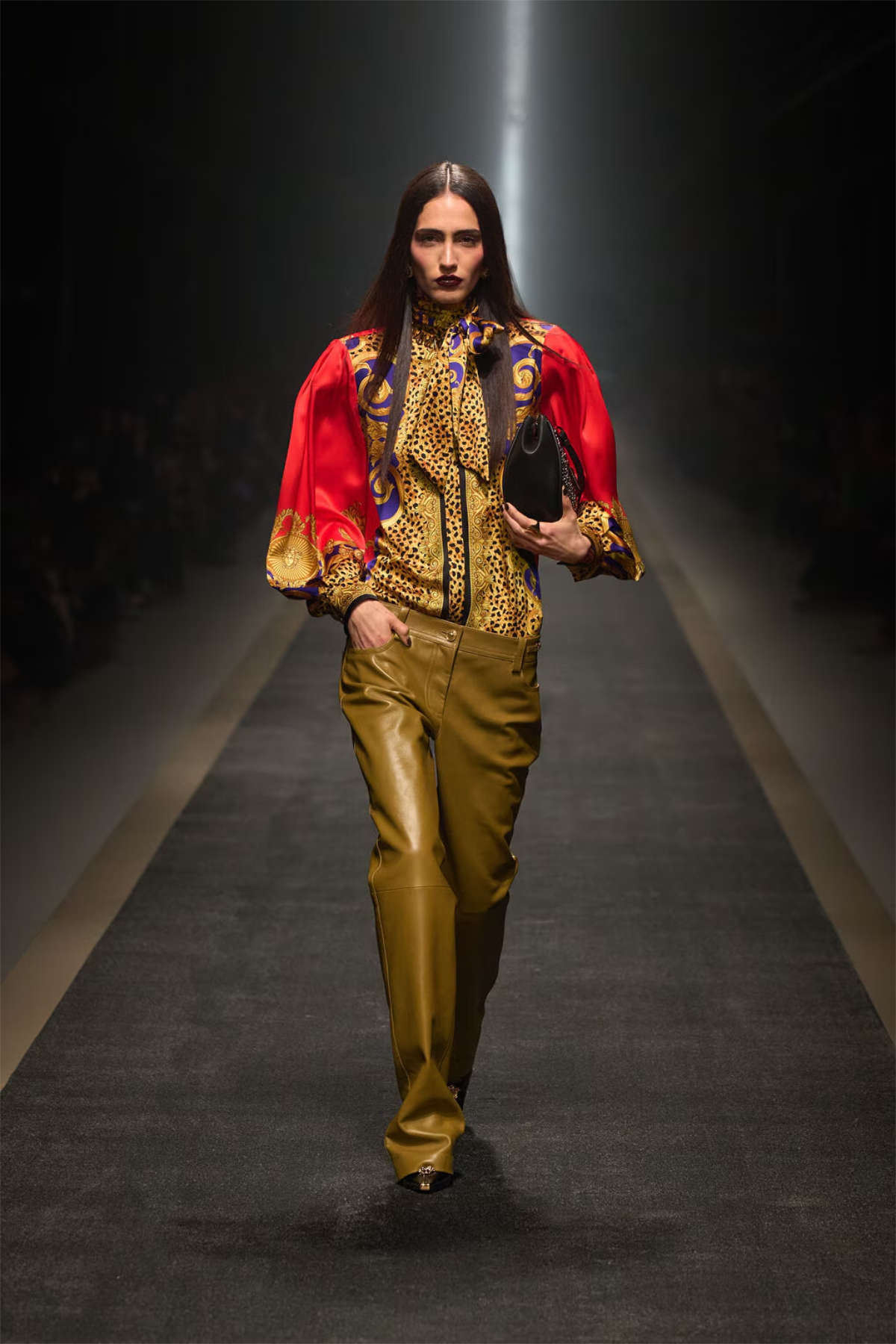Versace Fall–Winter 2025: Where Power Meets Couture