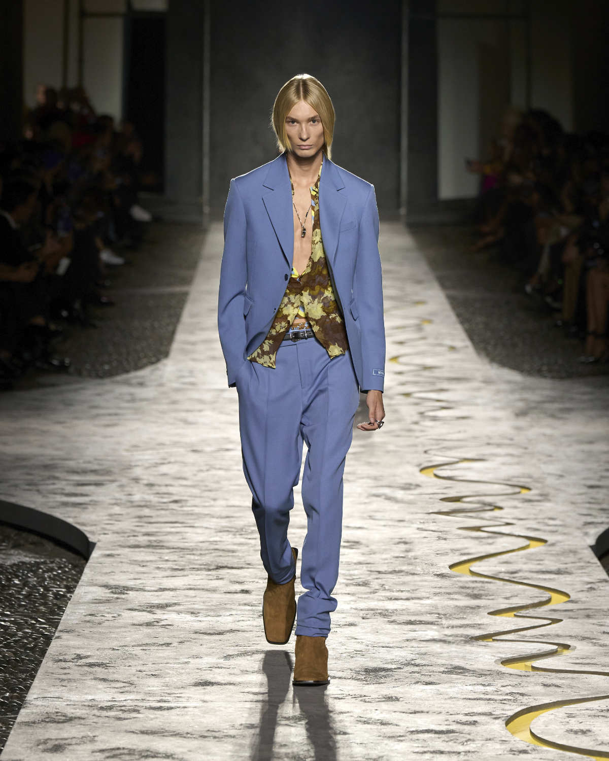 Versace Presents Its New Spring-Summer 2025 Collection