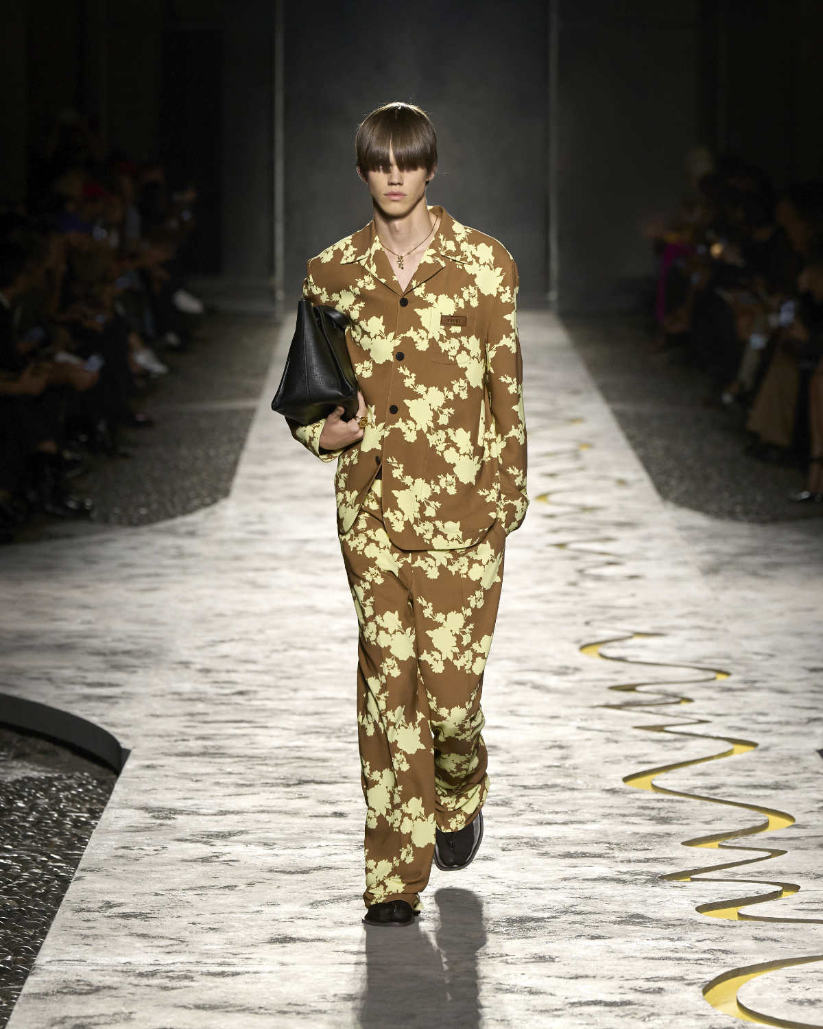 Versace Presents Its New Spring-Summer 2025 Collection