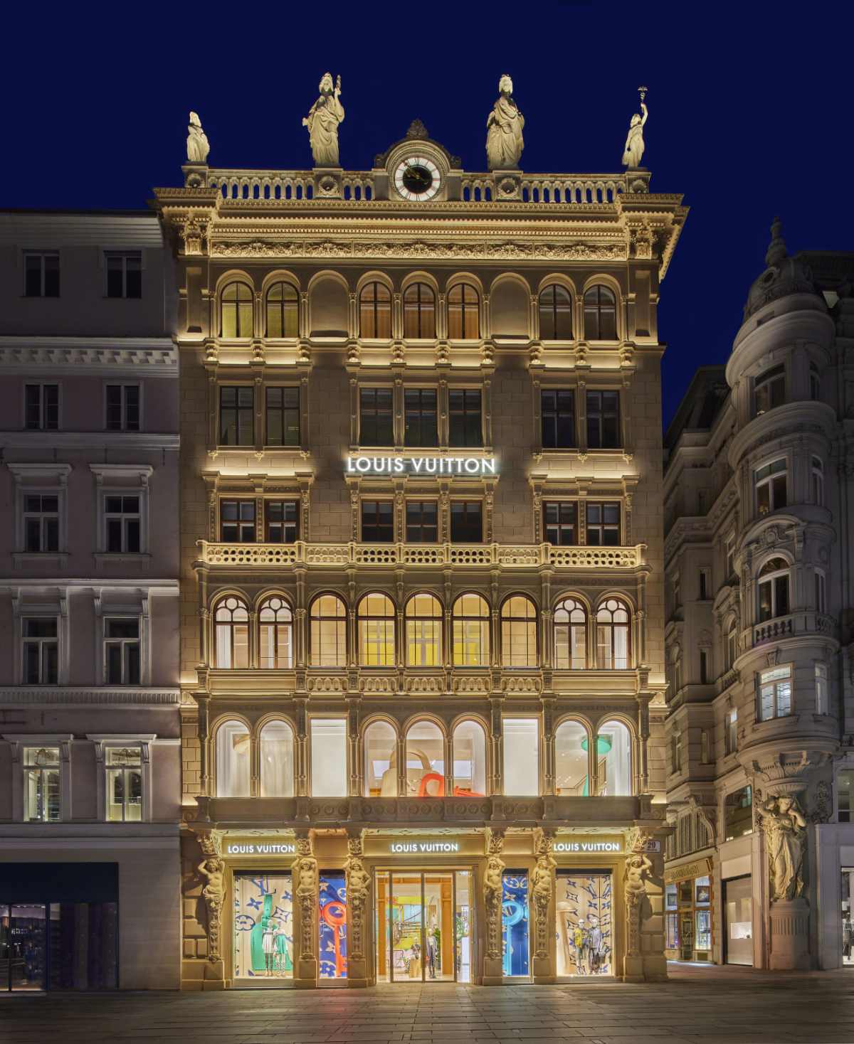 Louis Vuitton: Louis Vuitton Debuts New Store On Graben In Vienna -  Luxferity