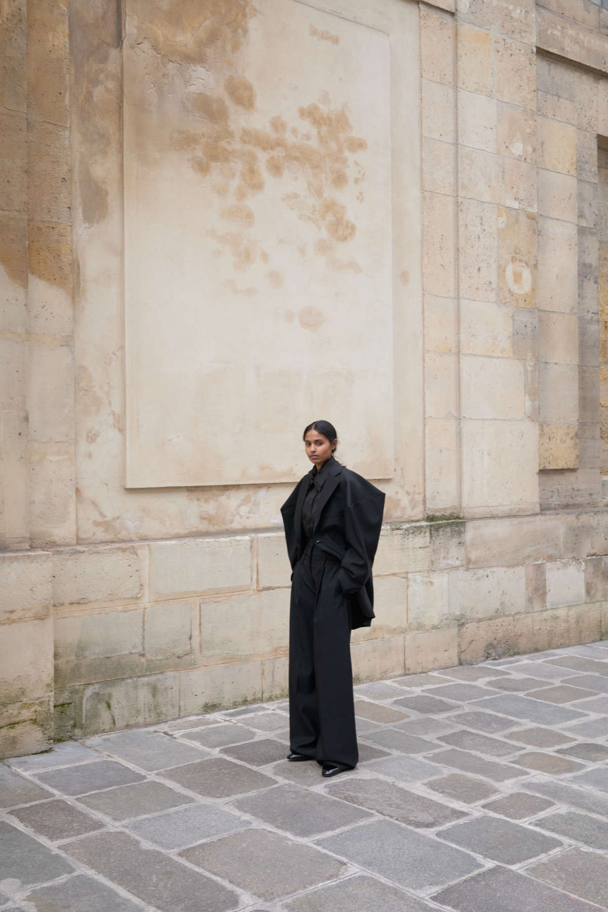 Viktor&Rolf Fall/Winter 2025 Ready-to-Wear Collection: Couture For The Everyday