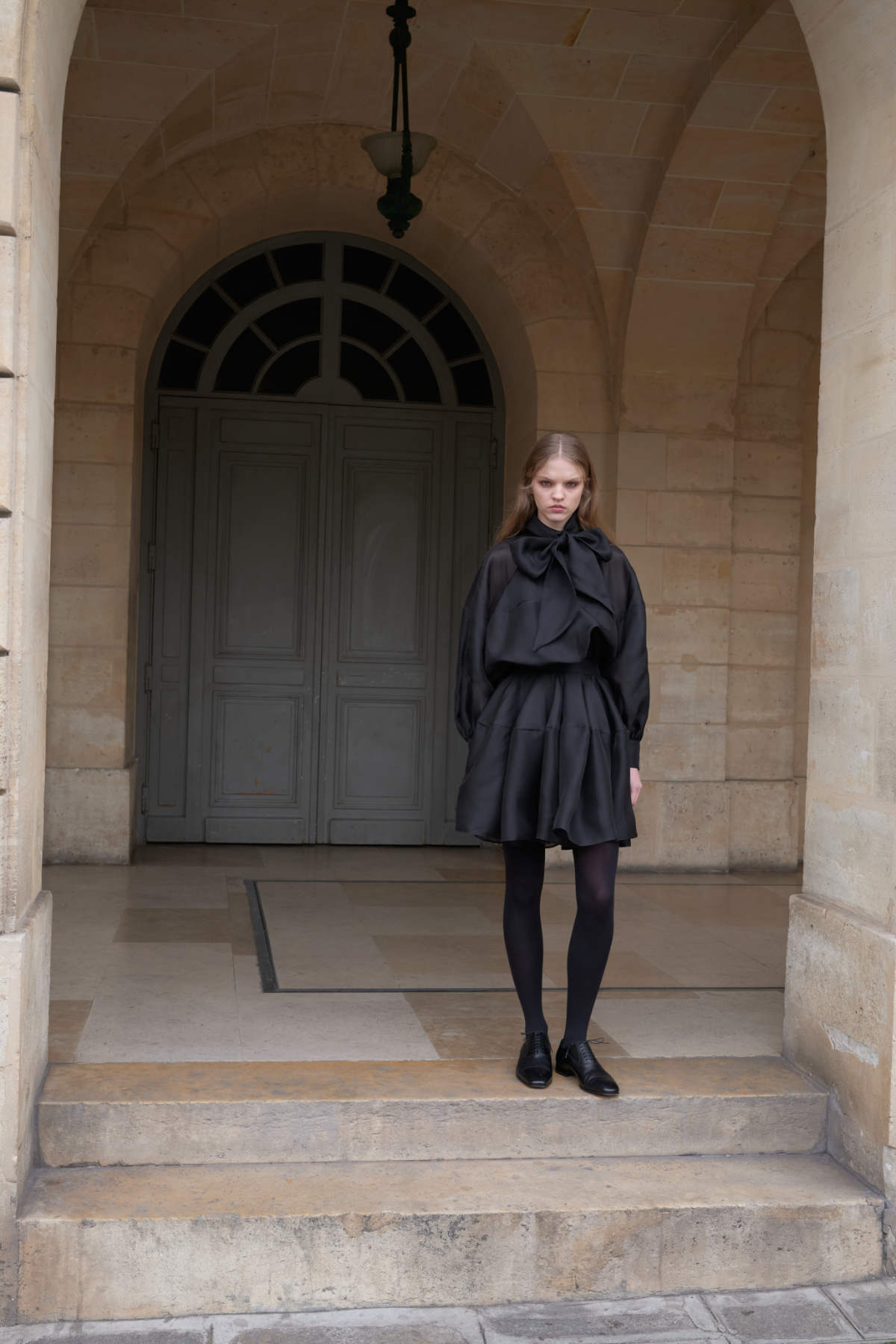 Viktor&Rolf Fall/Winter 2025 Ready-to-Wear Collection: Couture For The Everyday