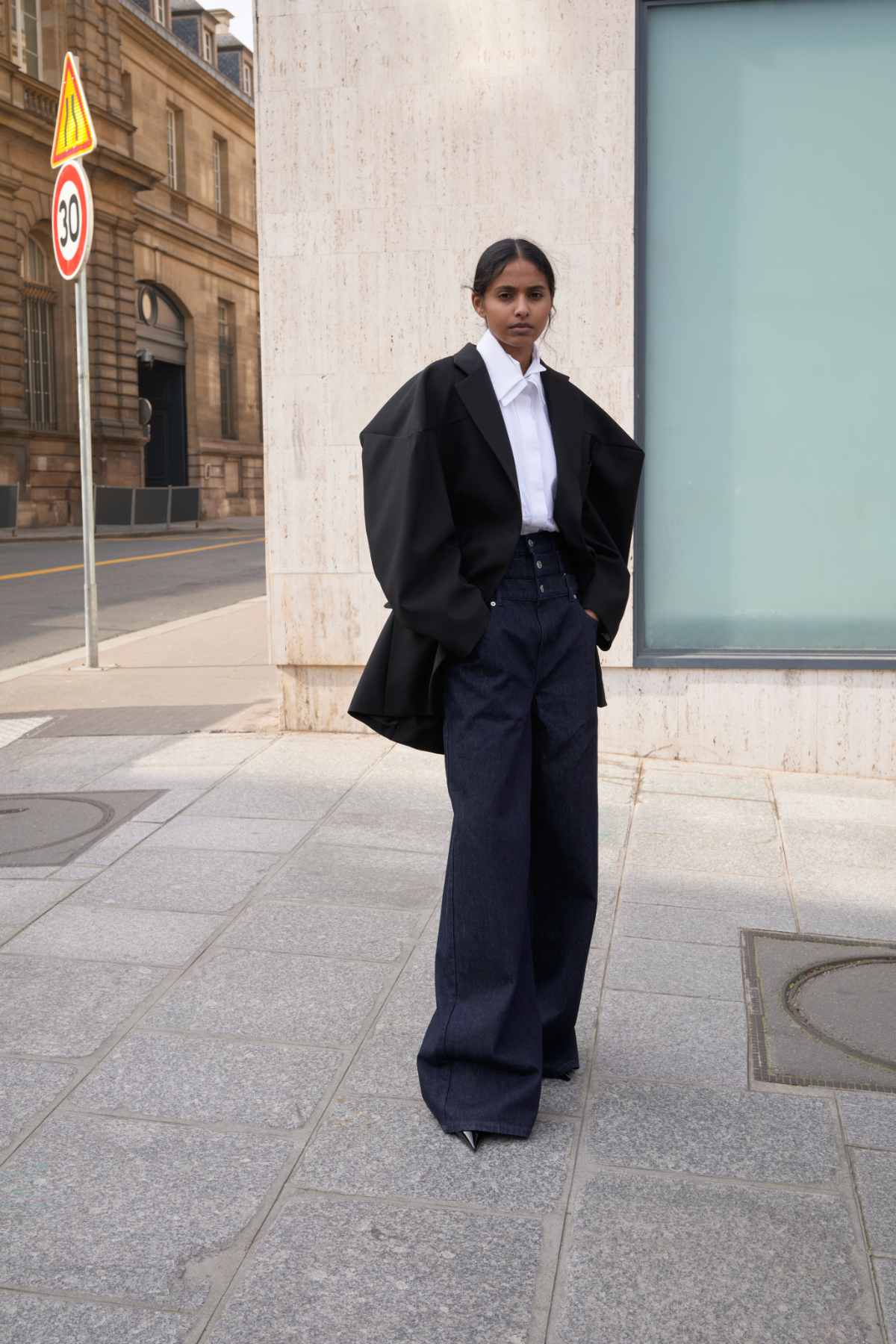 Viktor&Rolf Fall/Winter 2025 Ready-to-Wear Collection: Couture For The Everyday