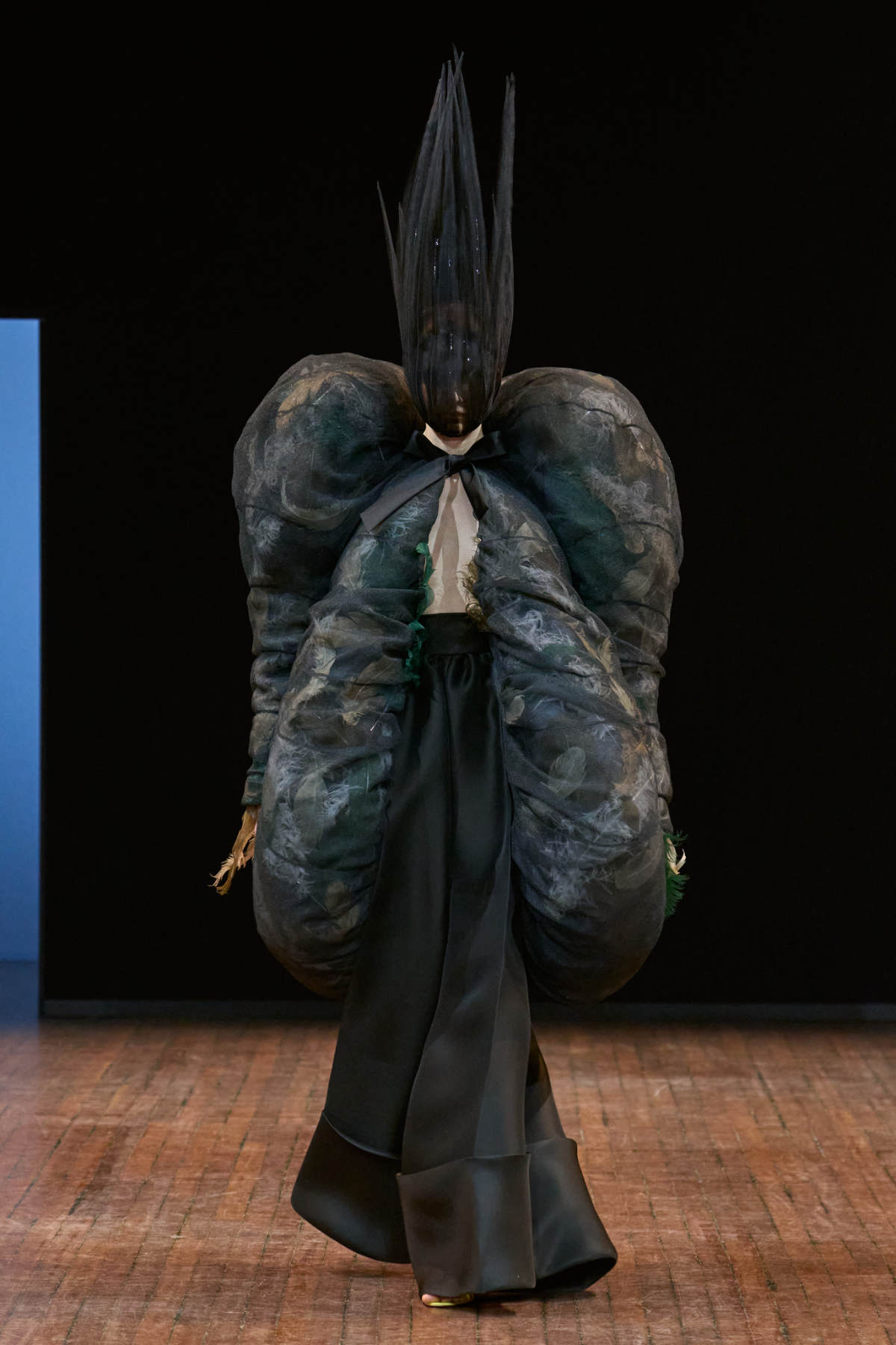 Viktor&Rolf Present Their New Haute Couture Autumn Winter 2025 Collection: Angry Birds