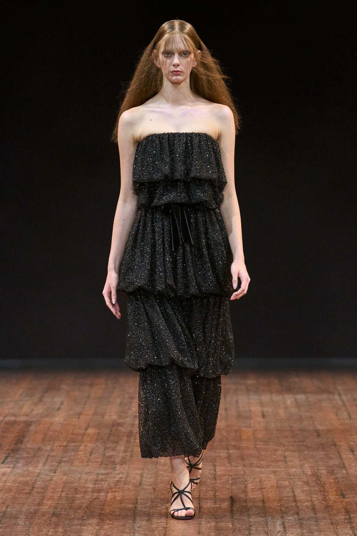 Viktor&Rolf Present Their New Haute Couture Autumn Winter 2025 Collection: Angry Birds