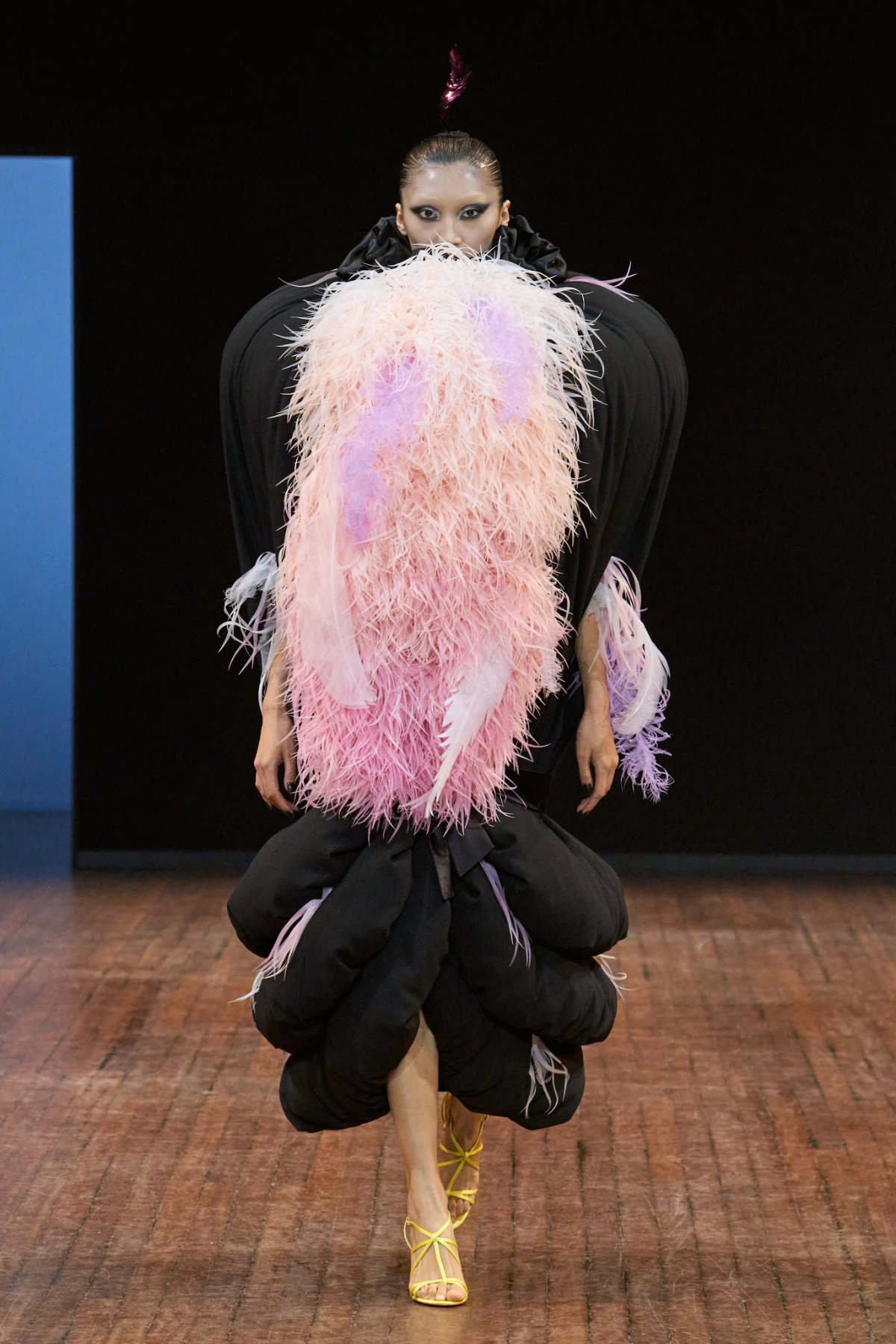 Viktor&Rolf Present Their New Haute Couture Autumn Winter 2025 Collection: Angry Birds