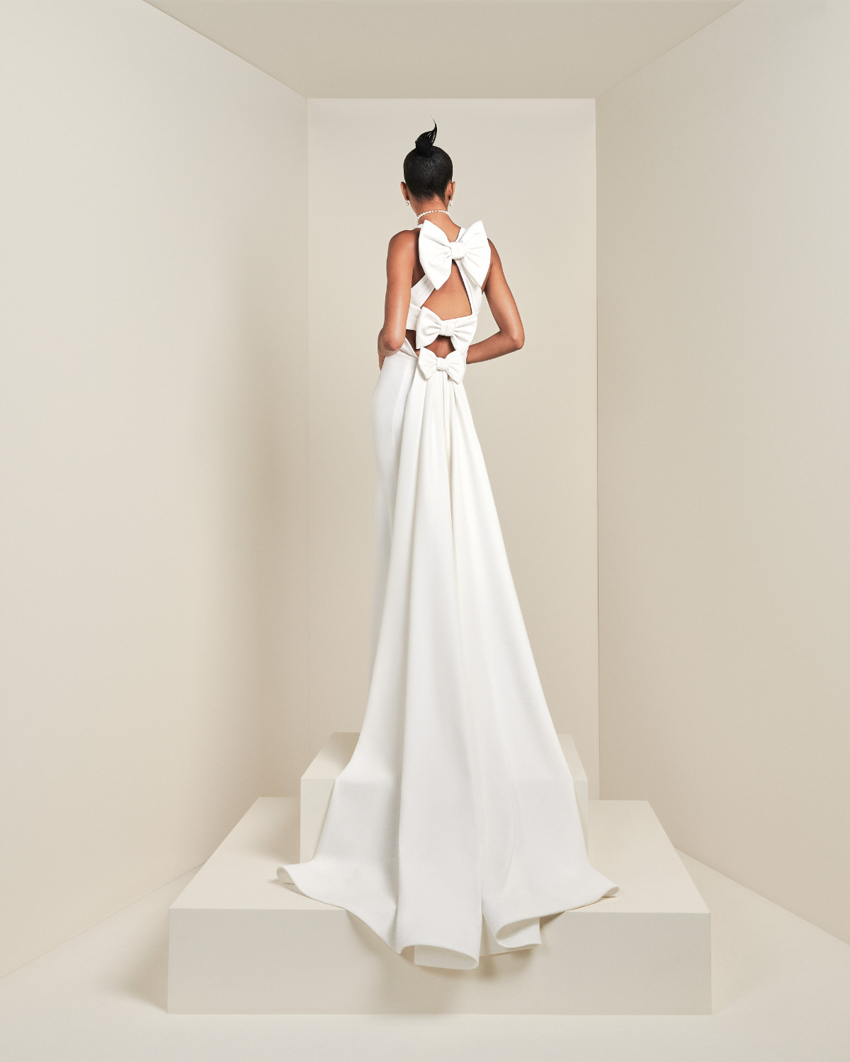 Viktor&Rolf Present Their New Mariage Spring/Summer 2025 Collection