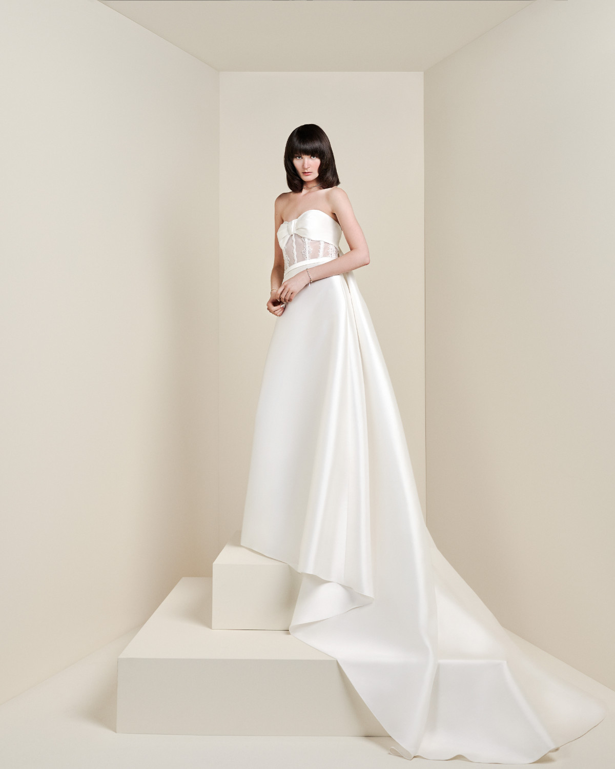 Viktor&Rolf Present Their New Mariage Spring/Summer 2025 Collection