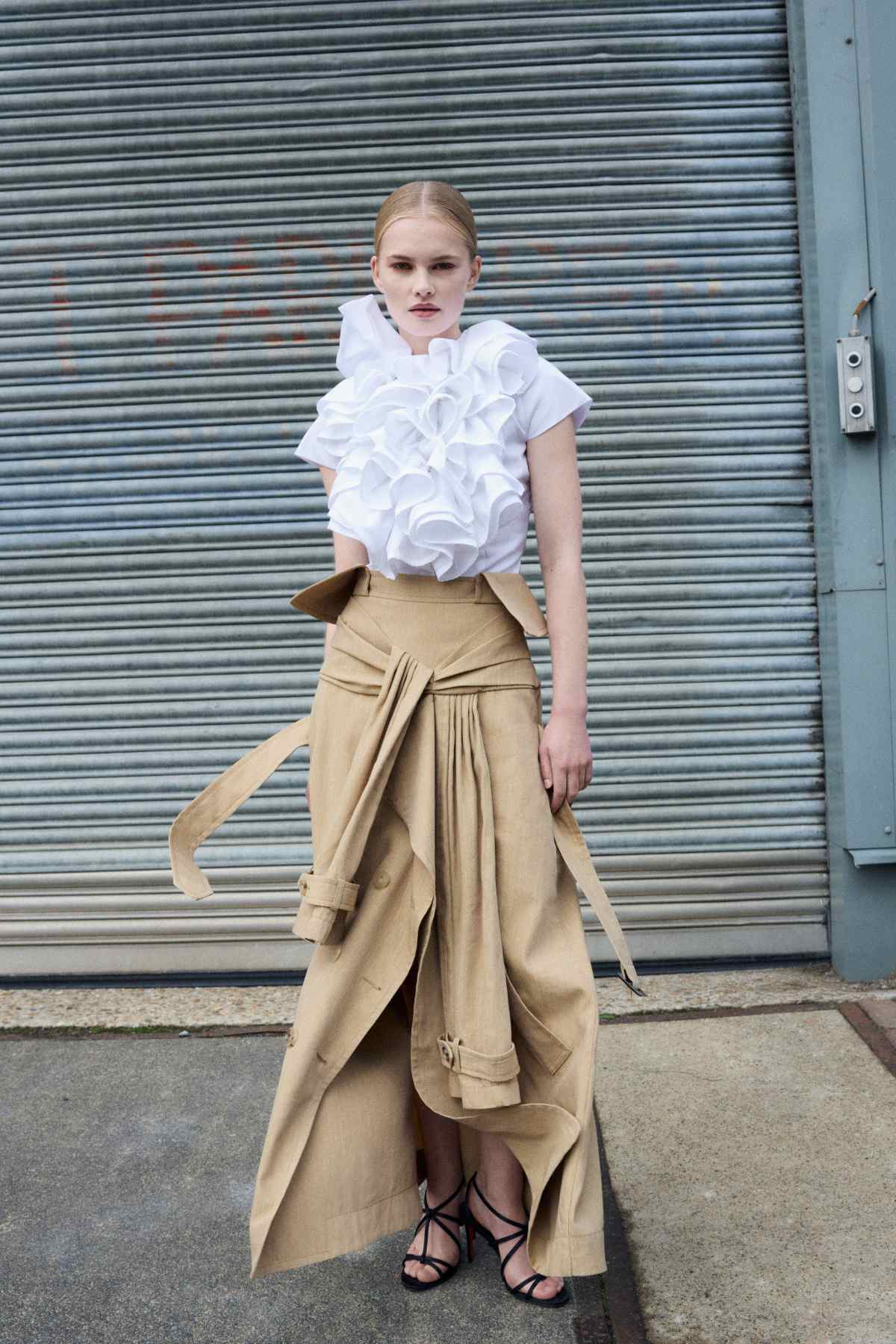 Viktor&Rolf RTW Spring Summer 2026: Haute Couture Reimagined For Everyday Luxury