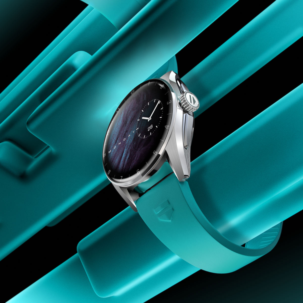 TAG HEUER Introduced Its New Connected CALIBRE E4 Watch: Slimeline Elegance And Unbeatable Performan