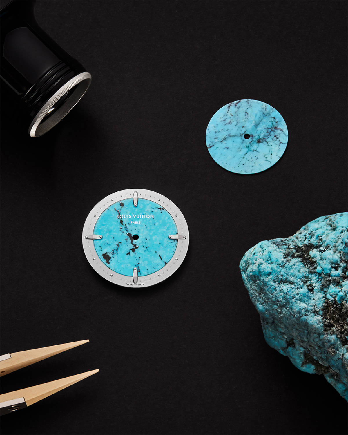 Louis Vuitton Escale: A Journey Through Ornamental Stones