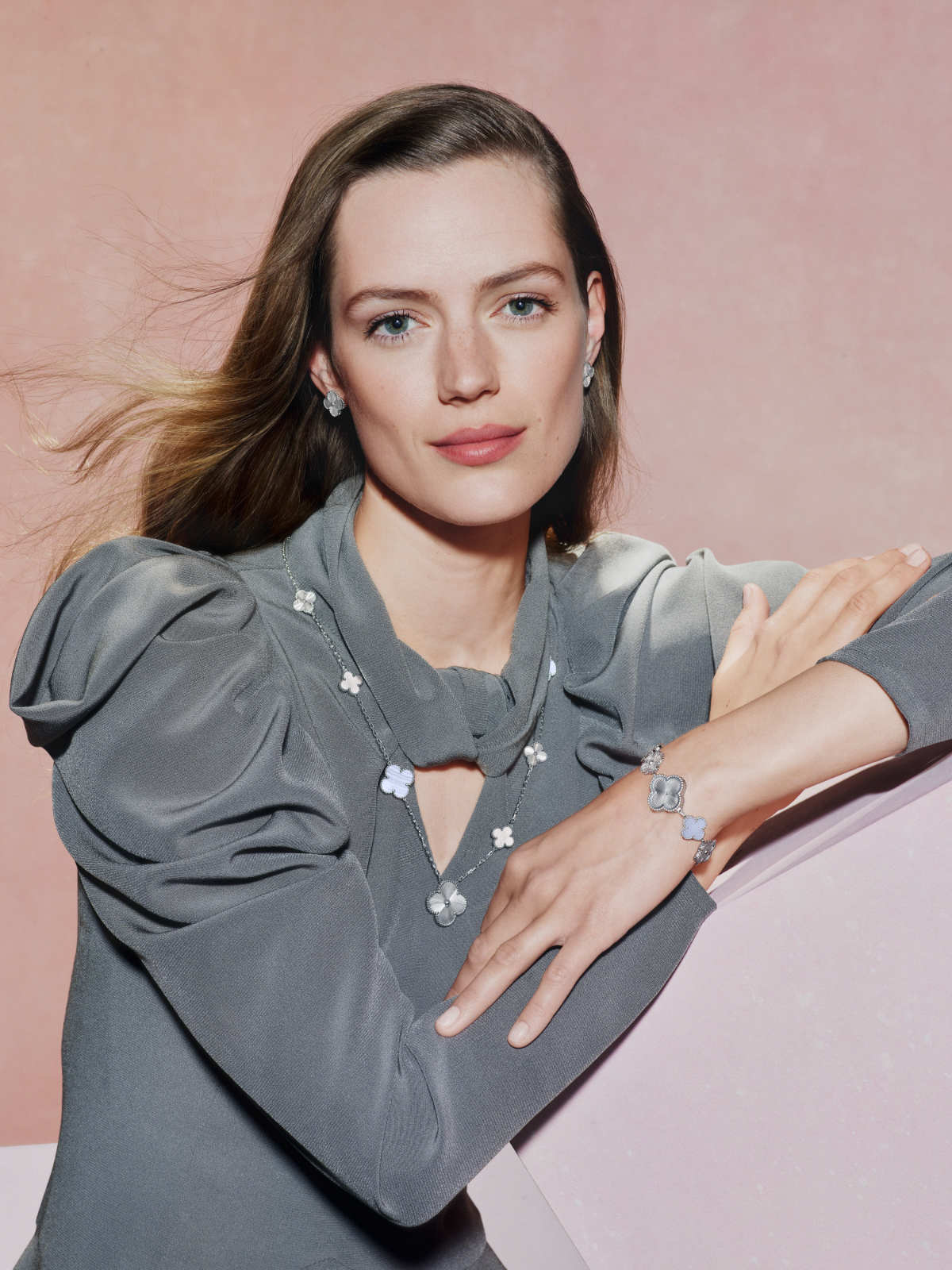 Van Cleef & Arpels Launches 2025 Transformable Alhambra Collection