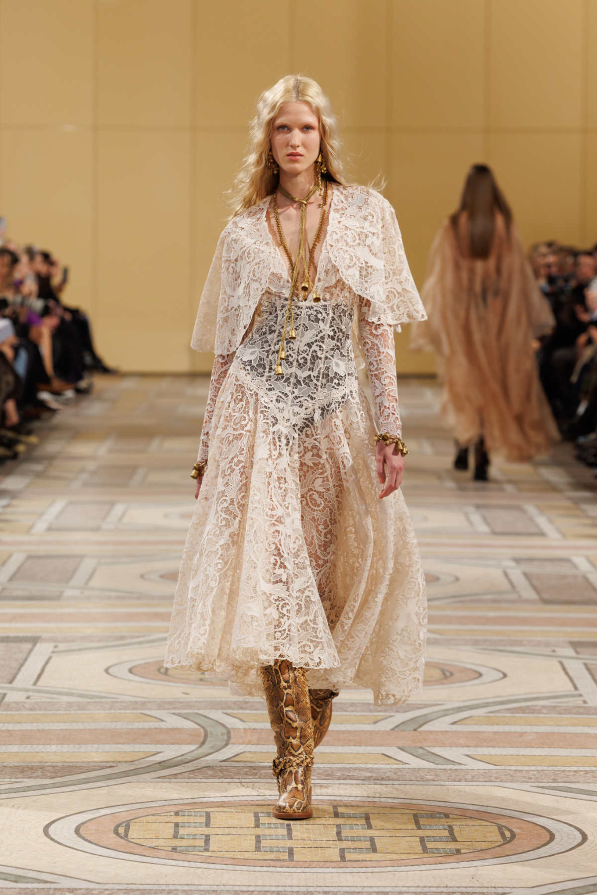 Zimmermann Fall/Winter 2025 Collection: A Masterclass In Effortless Elegance