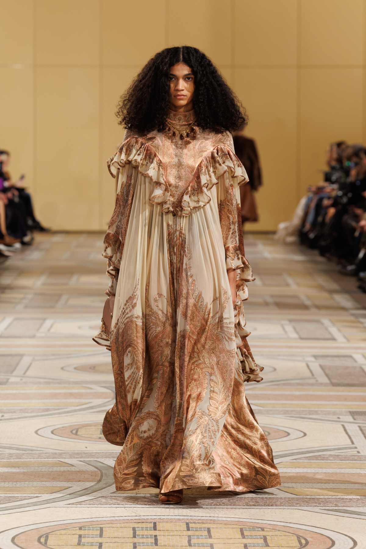 Zimmermann Fall/Winter 2025 Collection: A Masterclass In Effortless Elegance