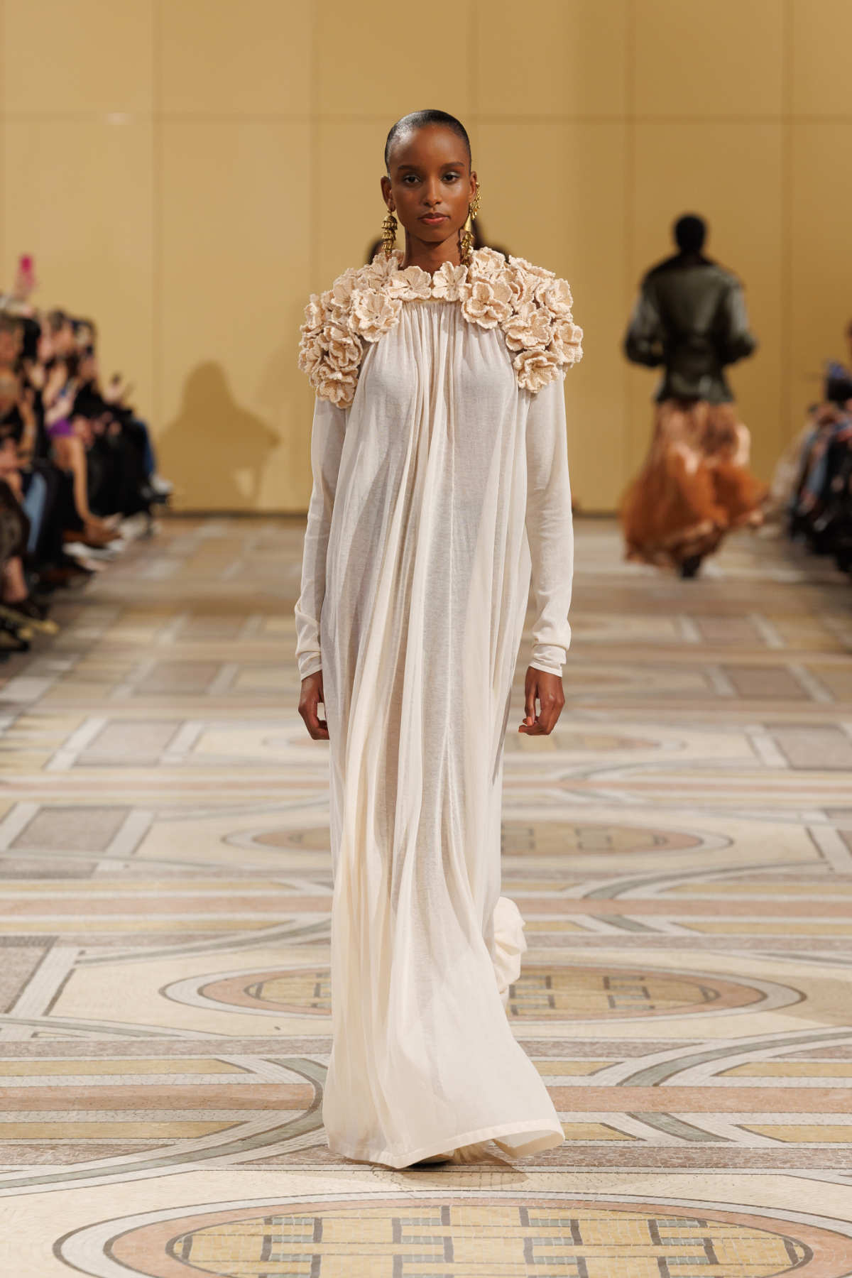 Zimmermann Fall/Winter 2025 Collection: A Masterclass In Effortless Elegance
