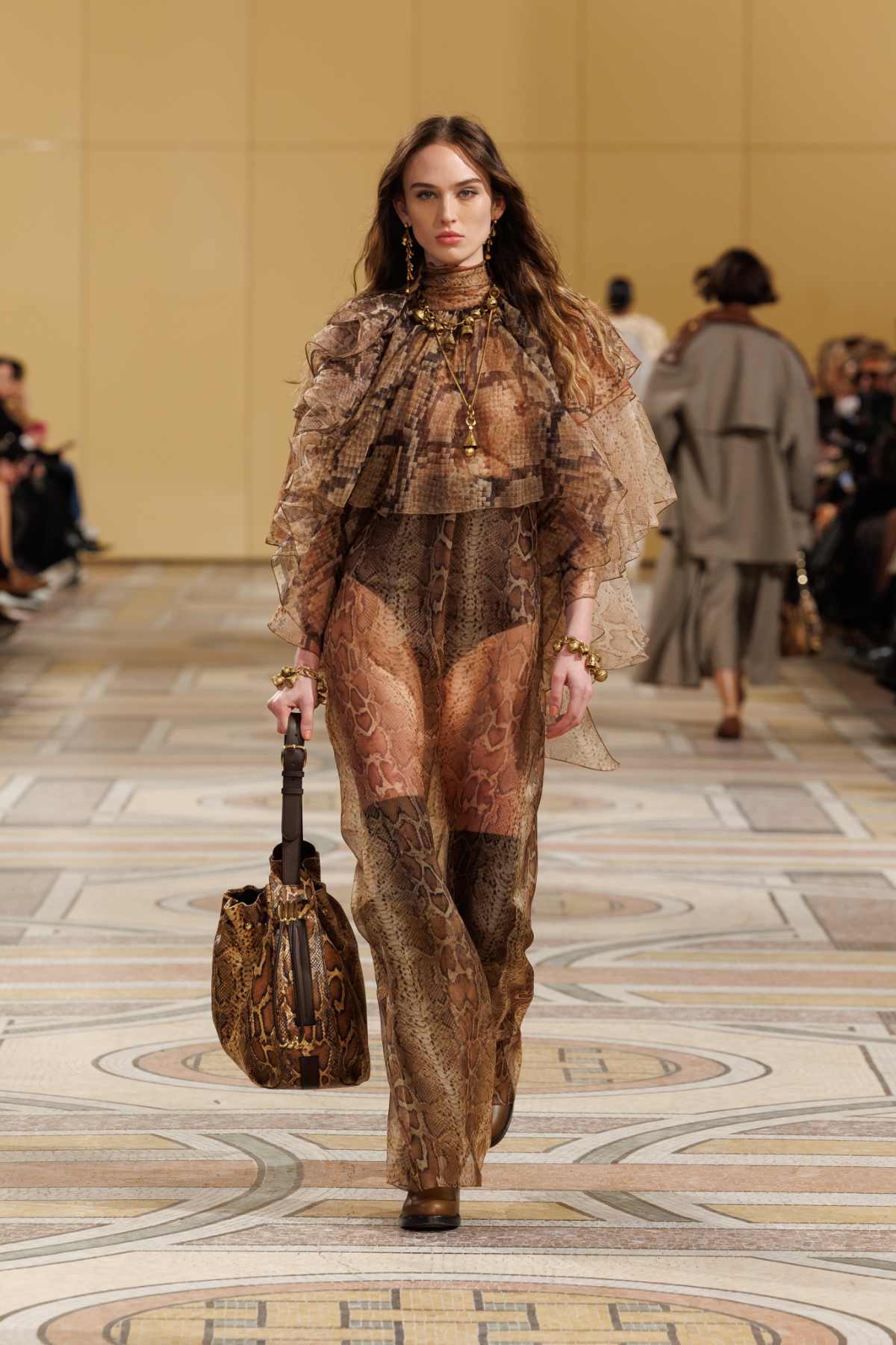Zimmermann Fall/Winter 2025 Collection: A Masterclass In Effortless Elegance