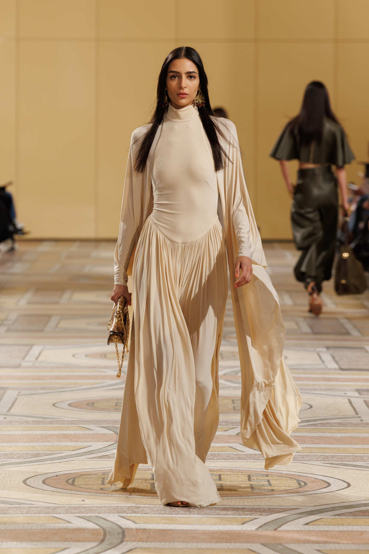 Zimmermann Fall/Winter 2025 Collection: A Masterclass In Effortless Elegance
