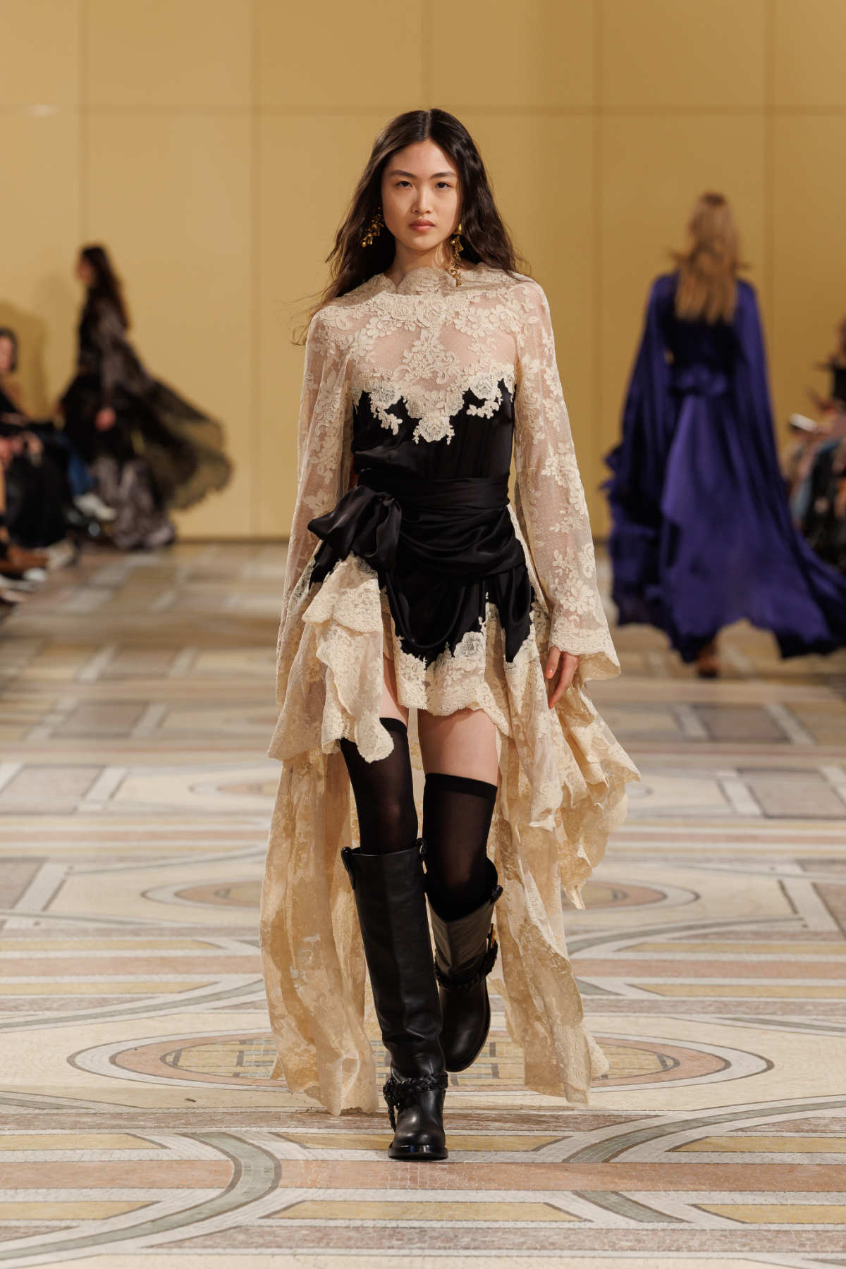 Zimmermann Fall/Winter 2025 Collection: A Masterclass In Effortless Elegance