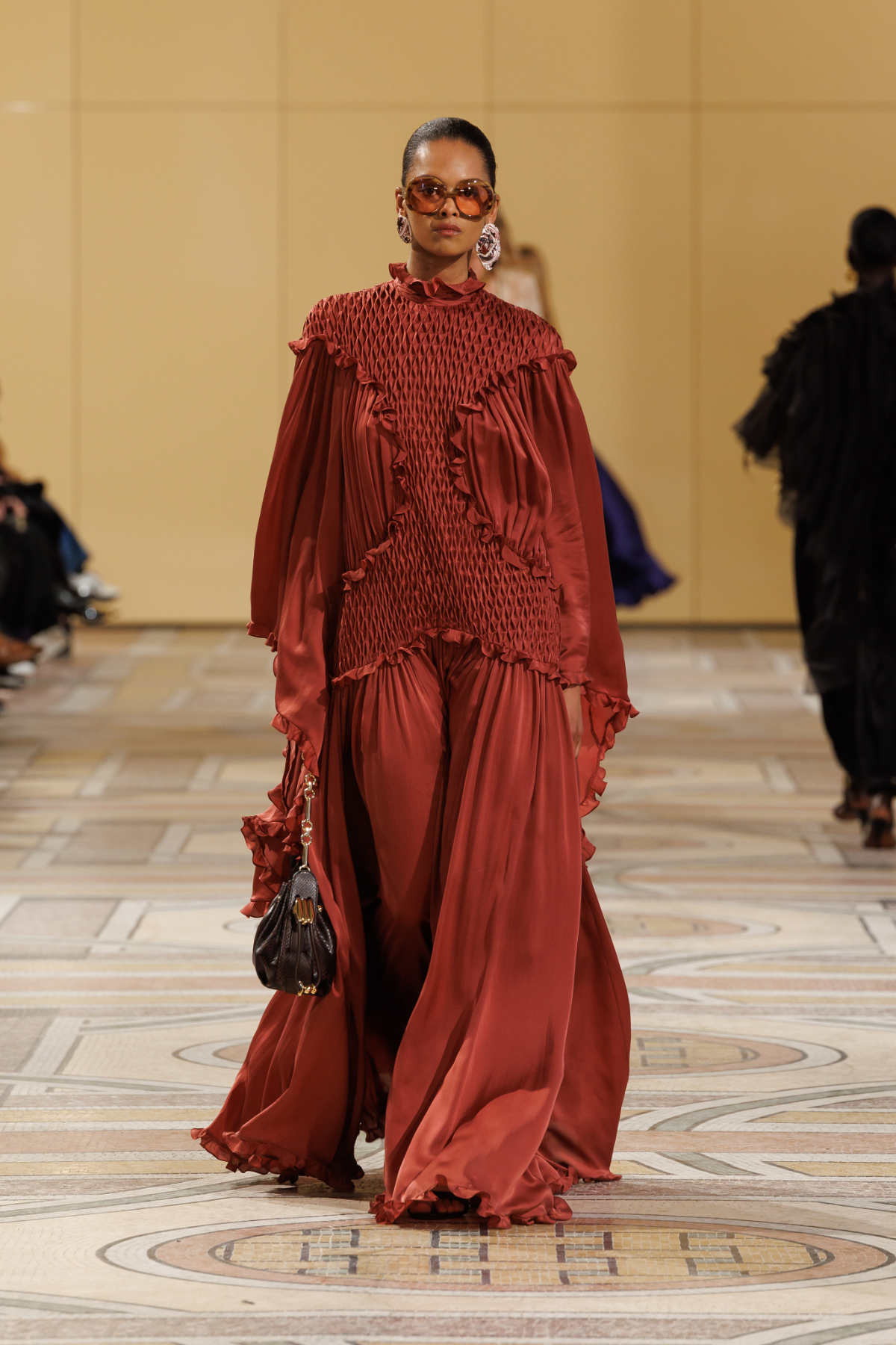 Zimmermann Fall/Winter 2025 Collection: A Masterclass In Effortless Elegance