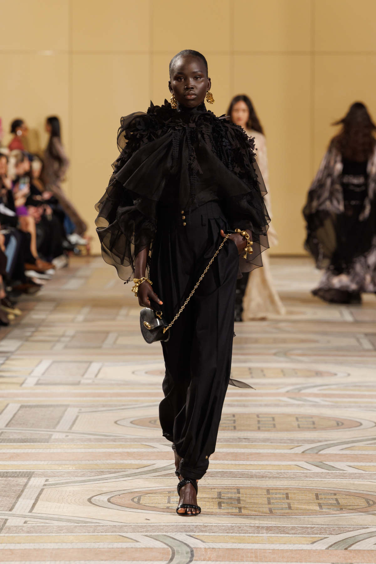 Zimmermann Fall/Winter 2025 Collection: A Masterclass In Effortless Elegance