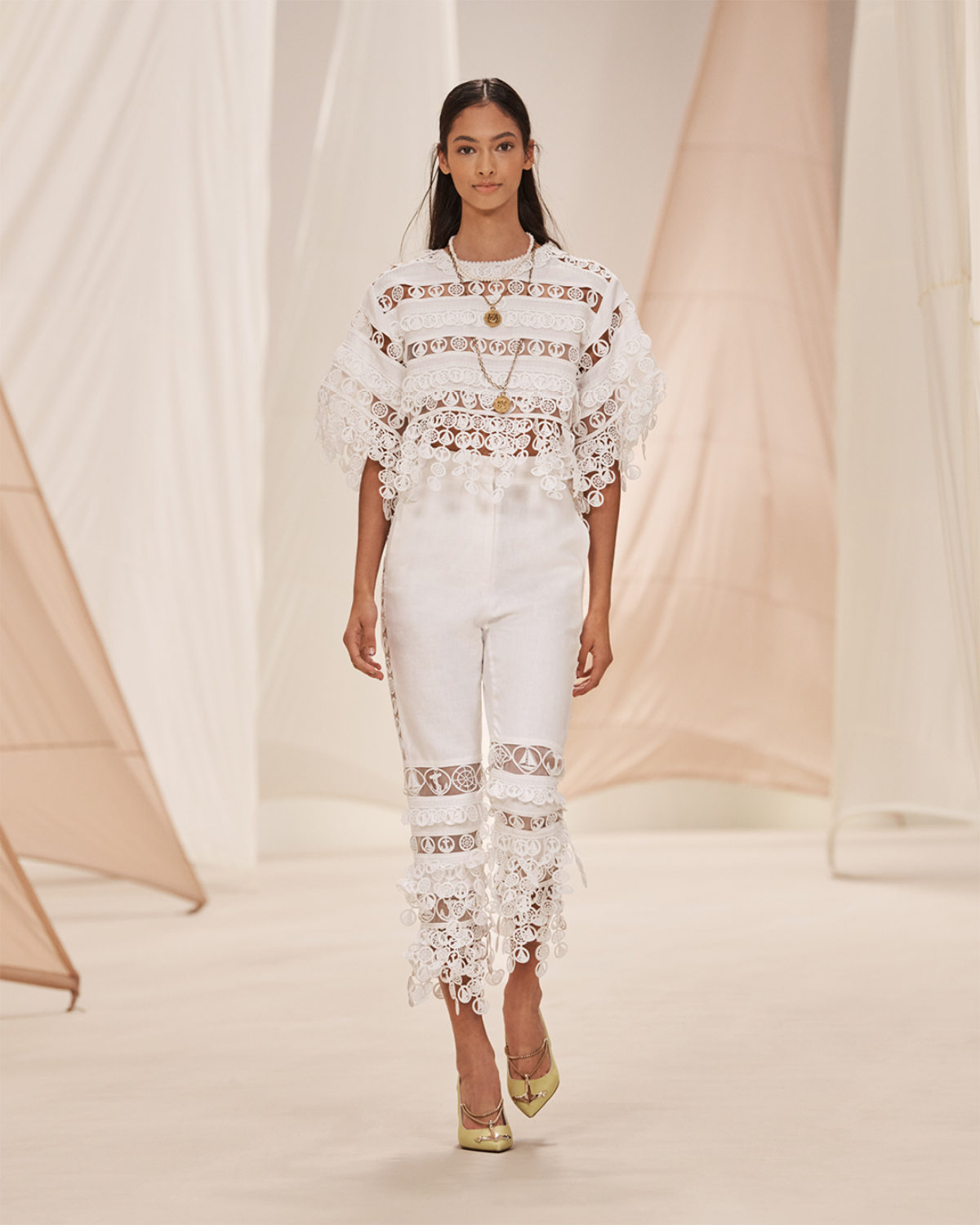 Zimmermann Presents Its New Resort 23 Collection