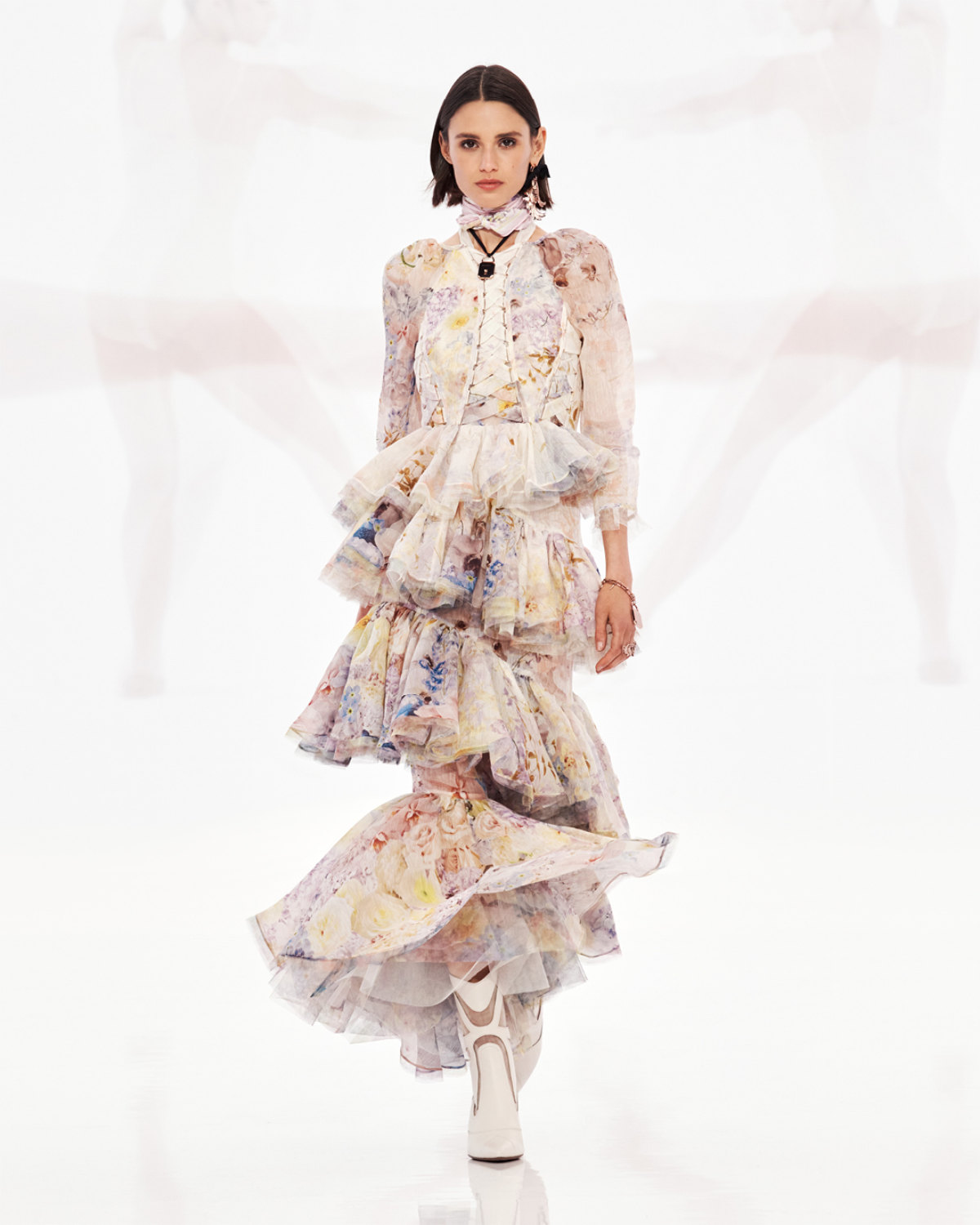 Zimmermann Presents Its New Spring Summer 2022 Collection: The Dancer