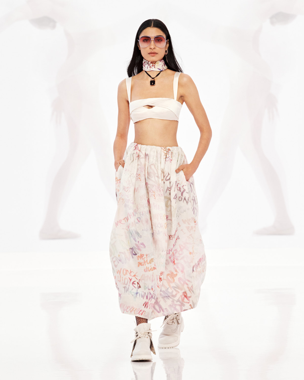 Zimmermann Presents Its New Spring Summer 2022 Collection: The Dancer