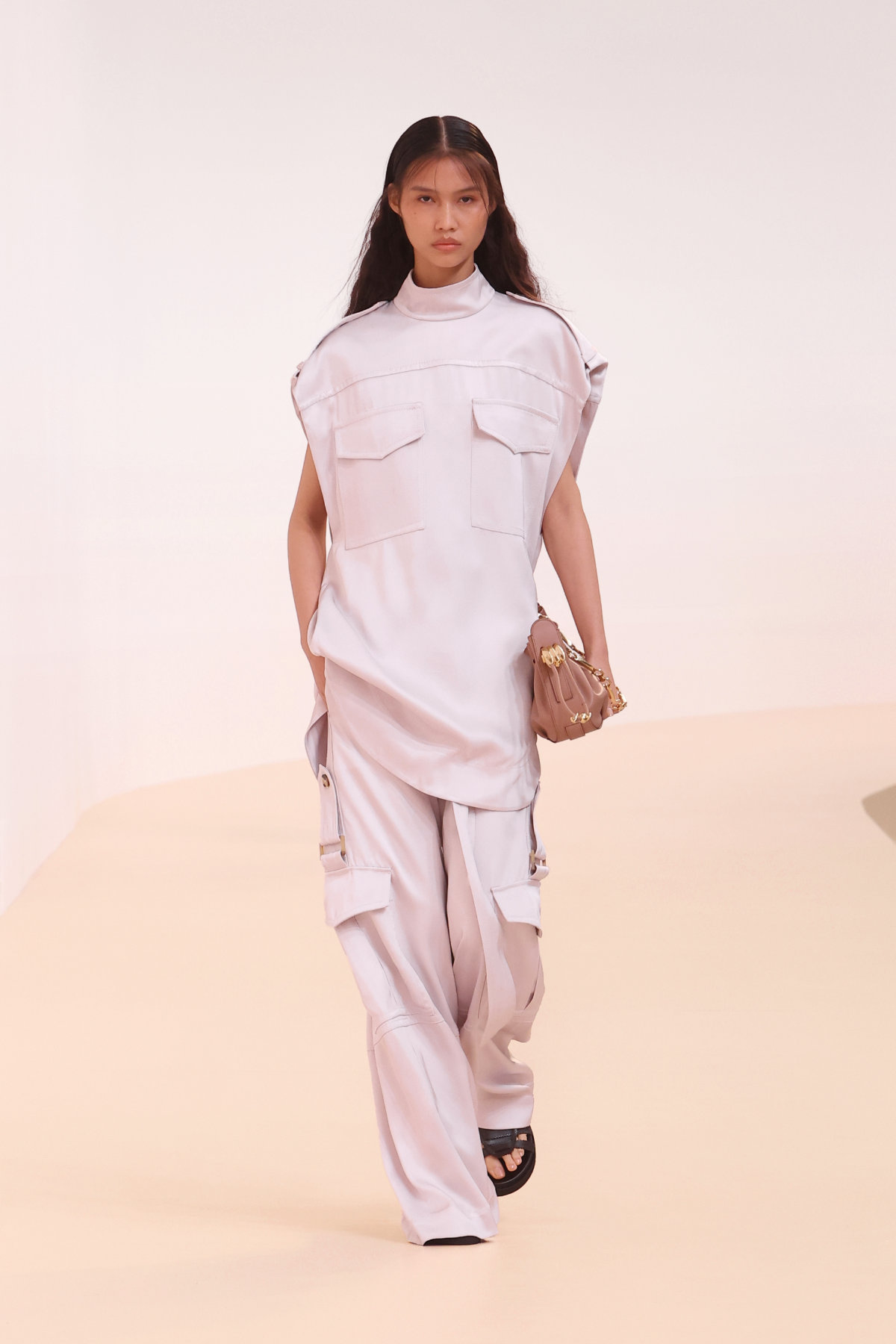 Zimmermann Presents Its New Spring Ready-To-Wear 2025 Collection: Illumination