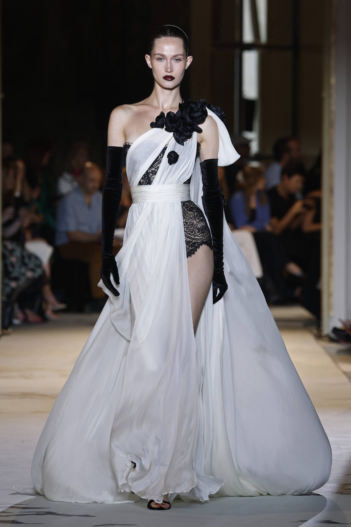 Zuhair Murad: Zuhair Murad Presents His New Couture Fall-Winter 2023/24 ...