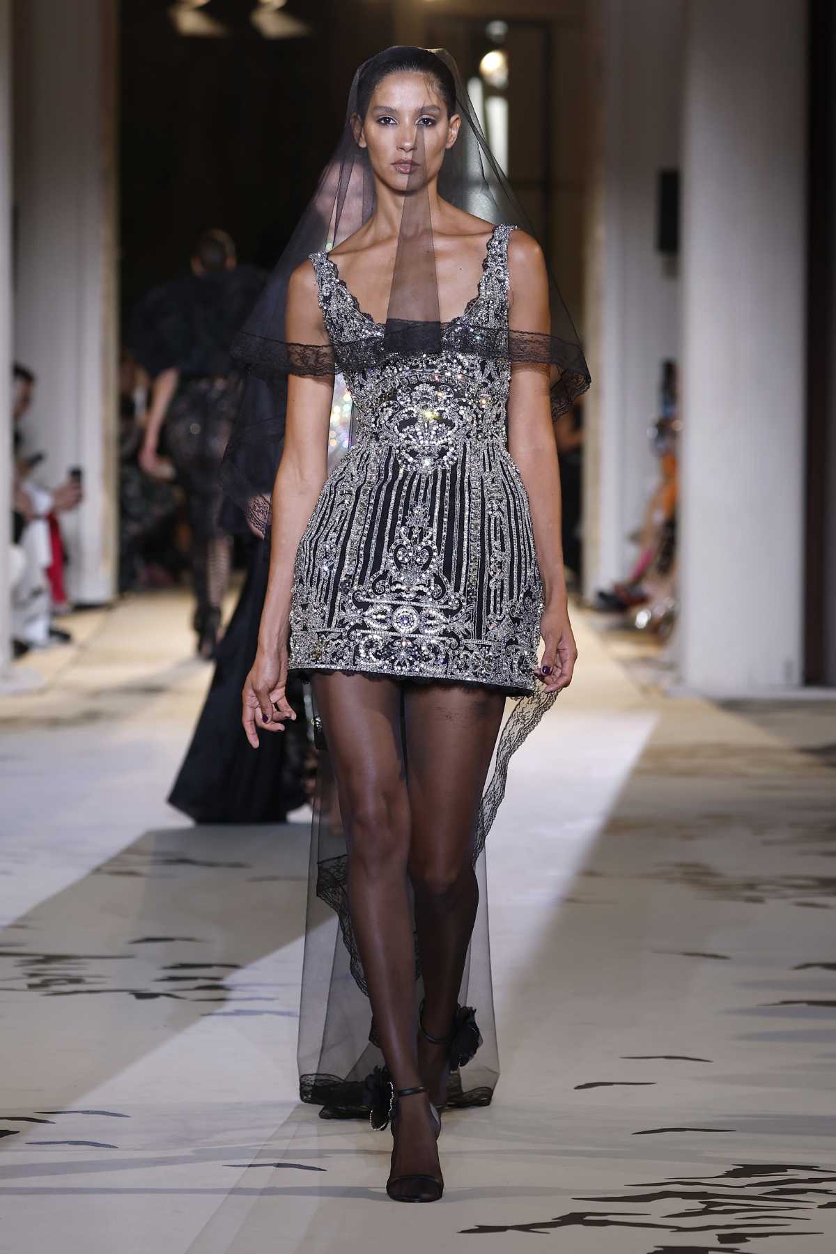 Zuhair Murad Presents His New Couture Fall-Winter 2023/24 Collection: Midnight Scent