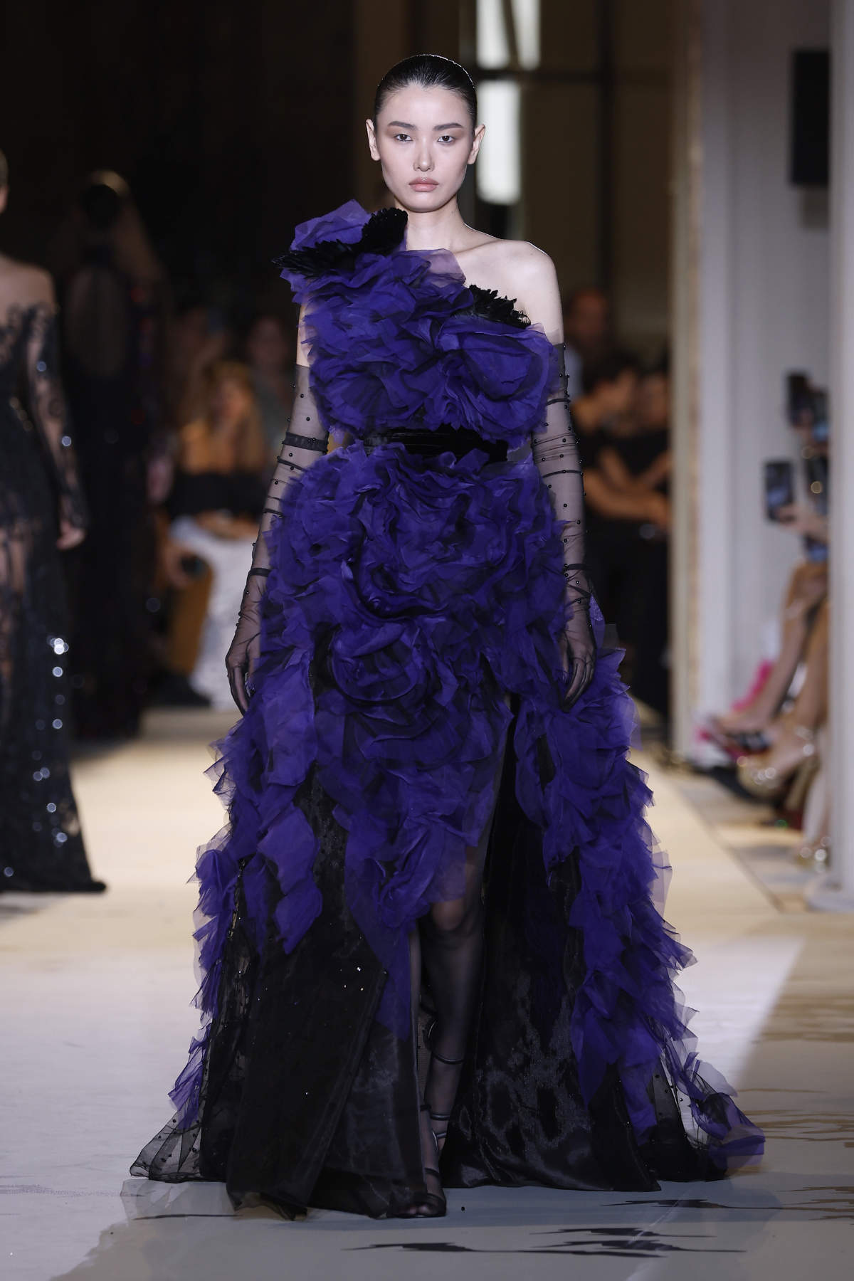 Zuhair Murad Presents His New Couture Fall-Winter 2023/24 Collection: Midnight Scent