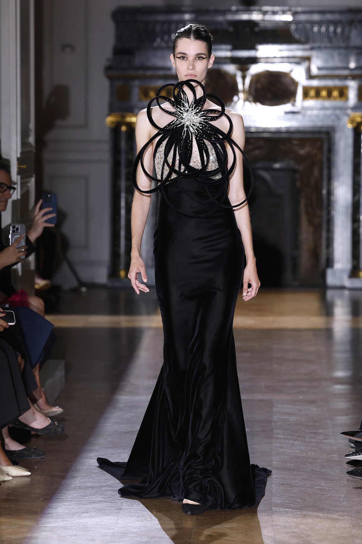 Zuhair Murad Presents His New Couture Fall-Winter 2024/25 Collection: Lumineuses Cicatrices