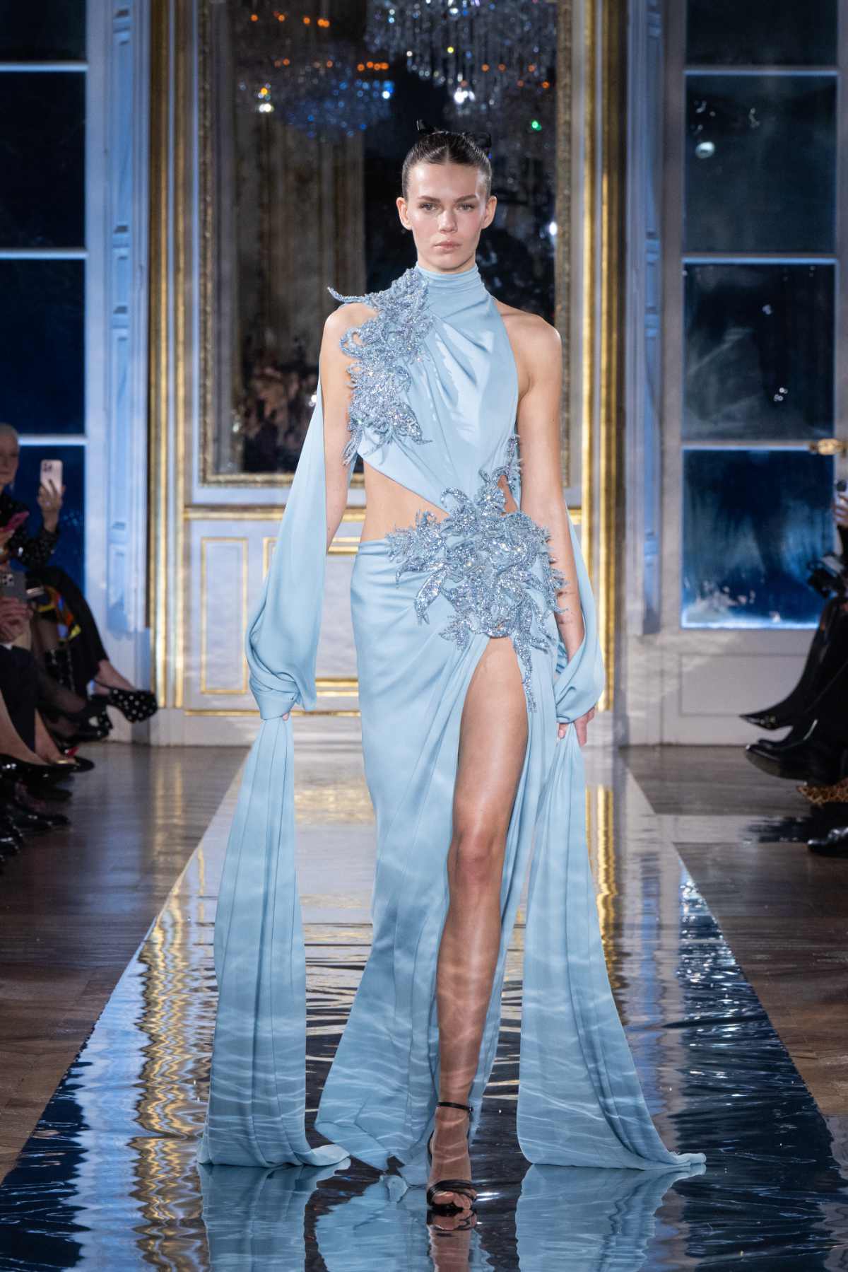 Zuhair Murad Presents His New Haute Couture Spring-Summer 2025 Collection: Tropical Escape