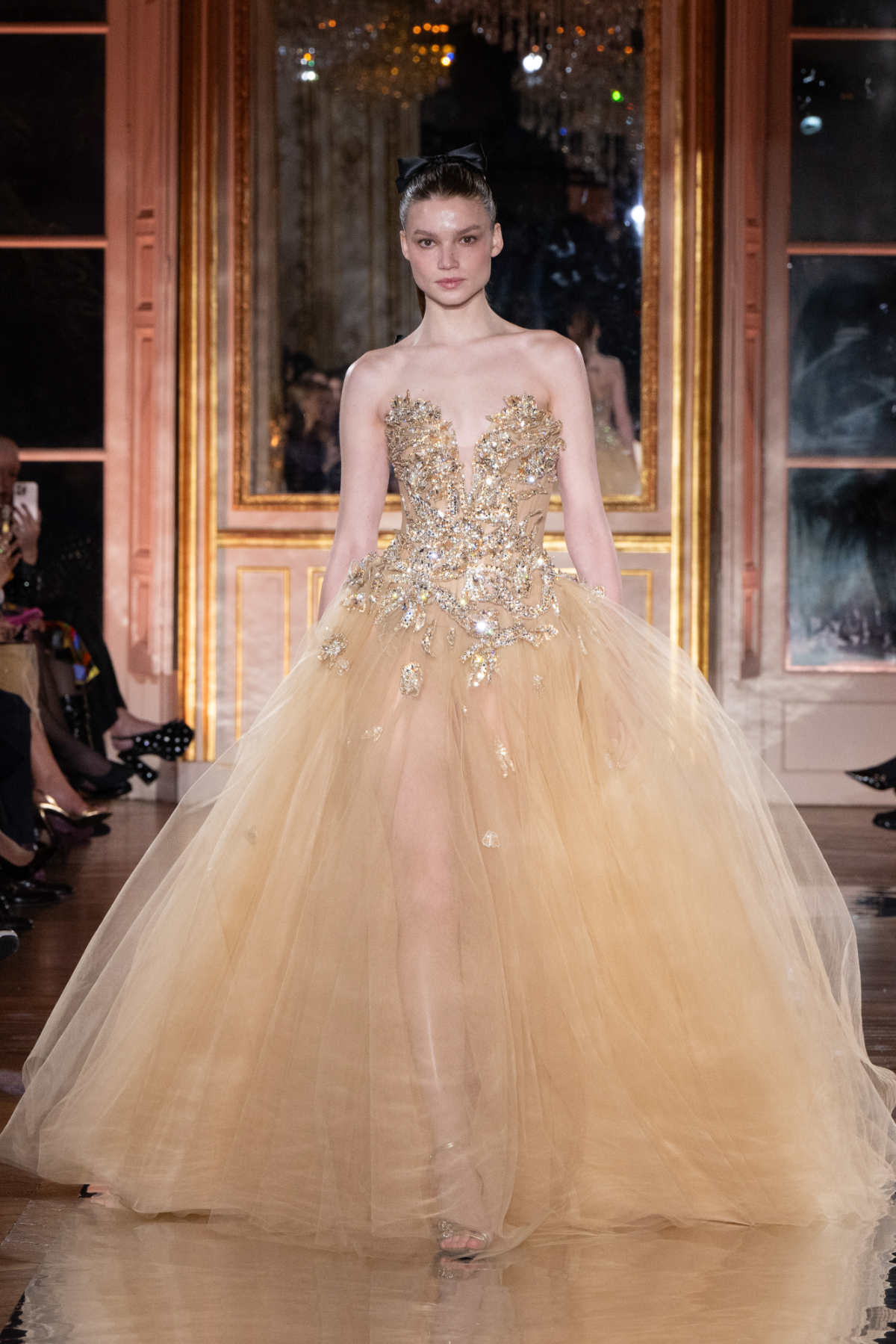 Zuhair Murad Presents His New Haute Couture Spring-Summer 2025 Collection: Tropical Escape