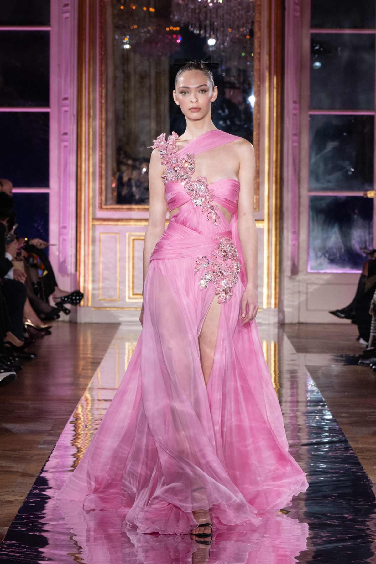 Zuhair Murad Presents His New Haute Couture Spring-Summer 2025 Collection: Tropical Escape