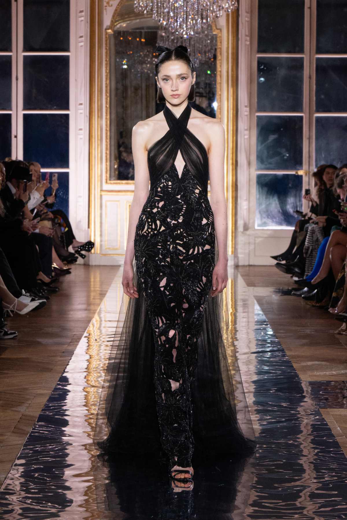 Zuhair Murad Presents His New Haute Couture Spring-Summer 2025 Collection: Tropical Escape