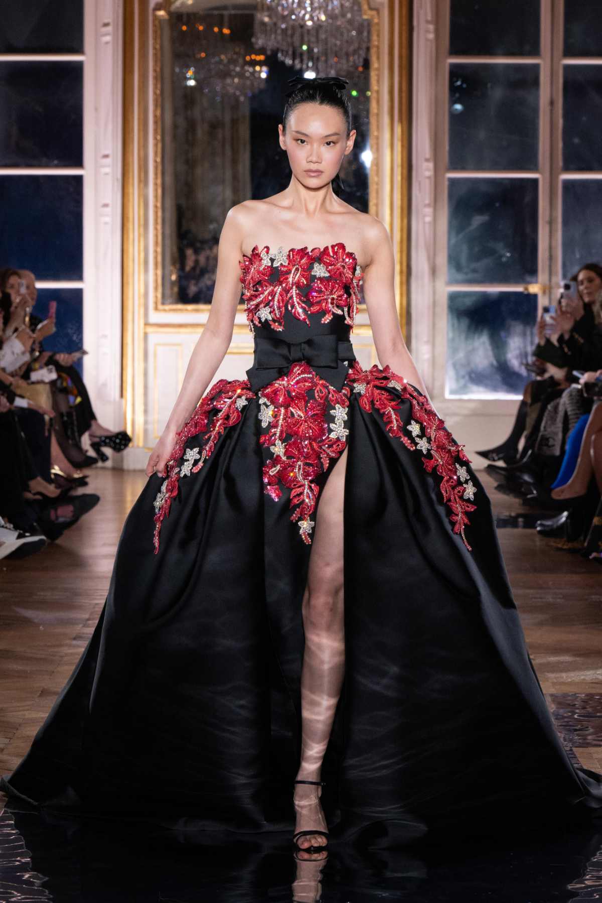 Zuhair Murad Presents His New Haute Couture Spring-Summer 2025 Collection: Tropical Escape