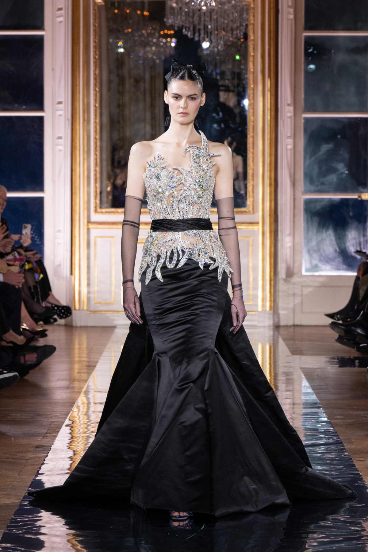 Zuhair Murad Presents His New Haute Couture Spring-Summer 2025 Collection: Tropical Escape