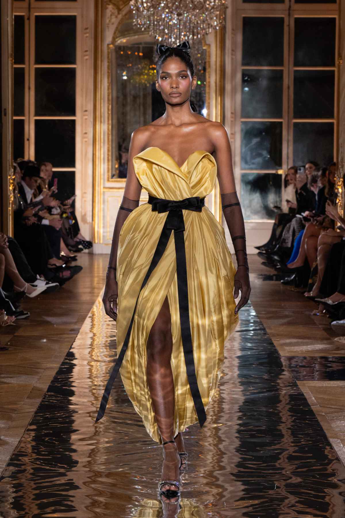 Zuhair Murad Presents His New Haute Couture Spring-Summer 2025 Collection: Tropical Escape