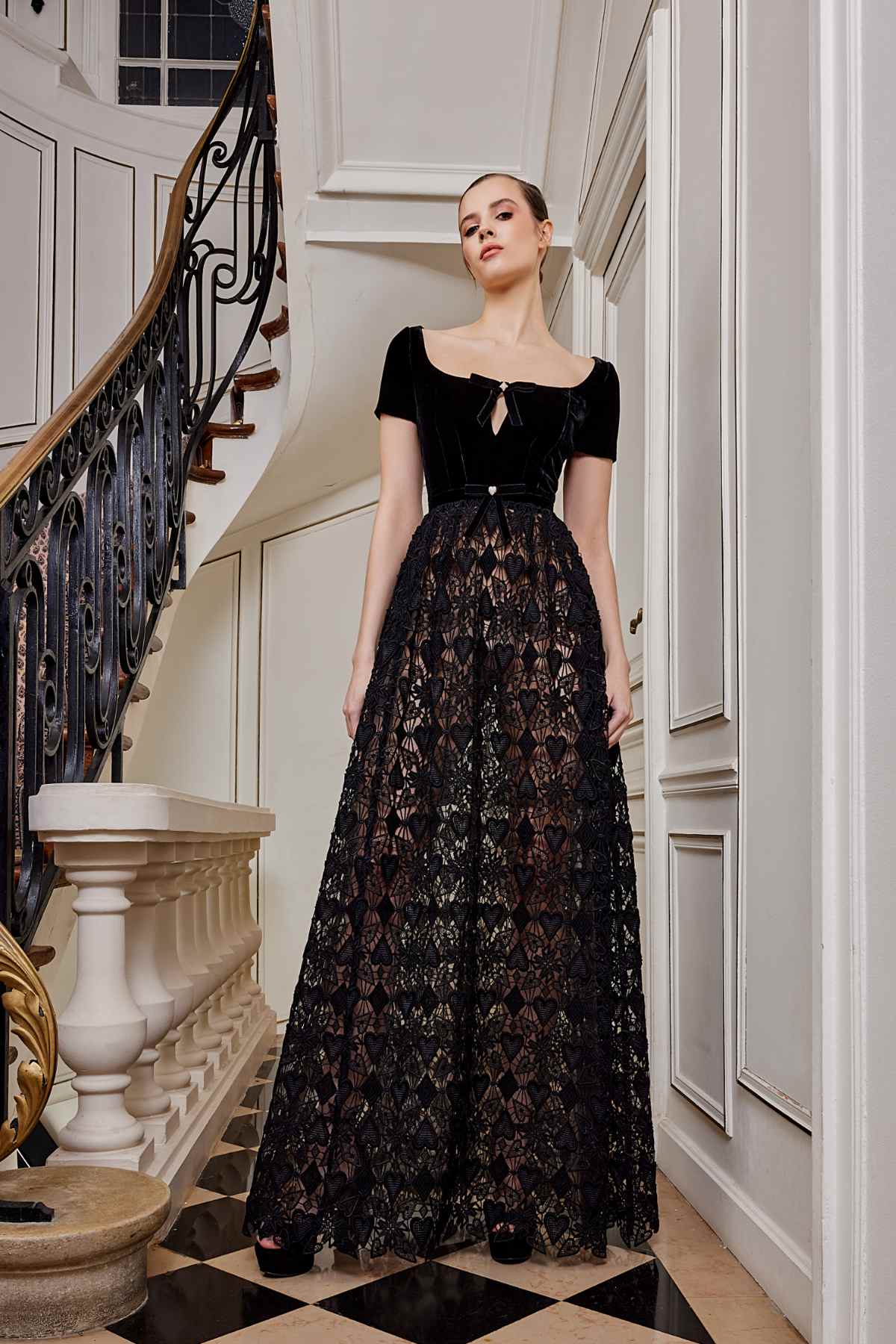 Zuhair Murad Presents His New Ready-To-Wear Pre-Fall 2023 Collection: In The Wonders