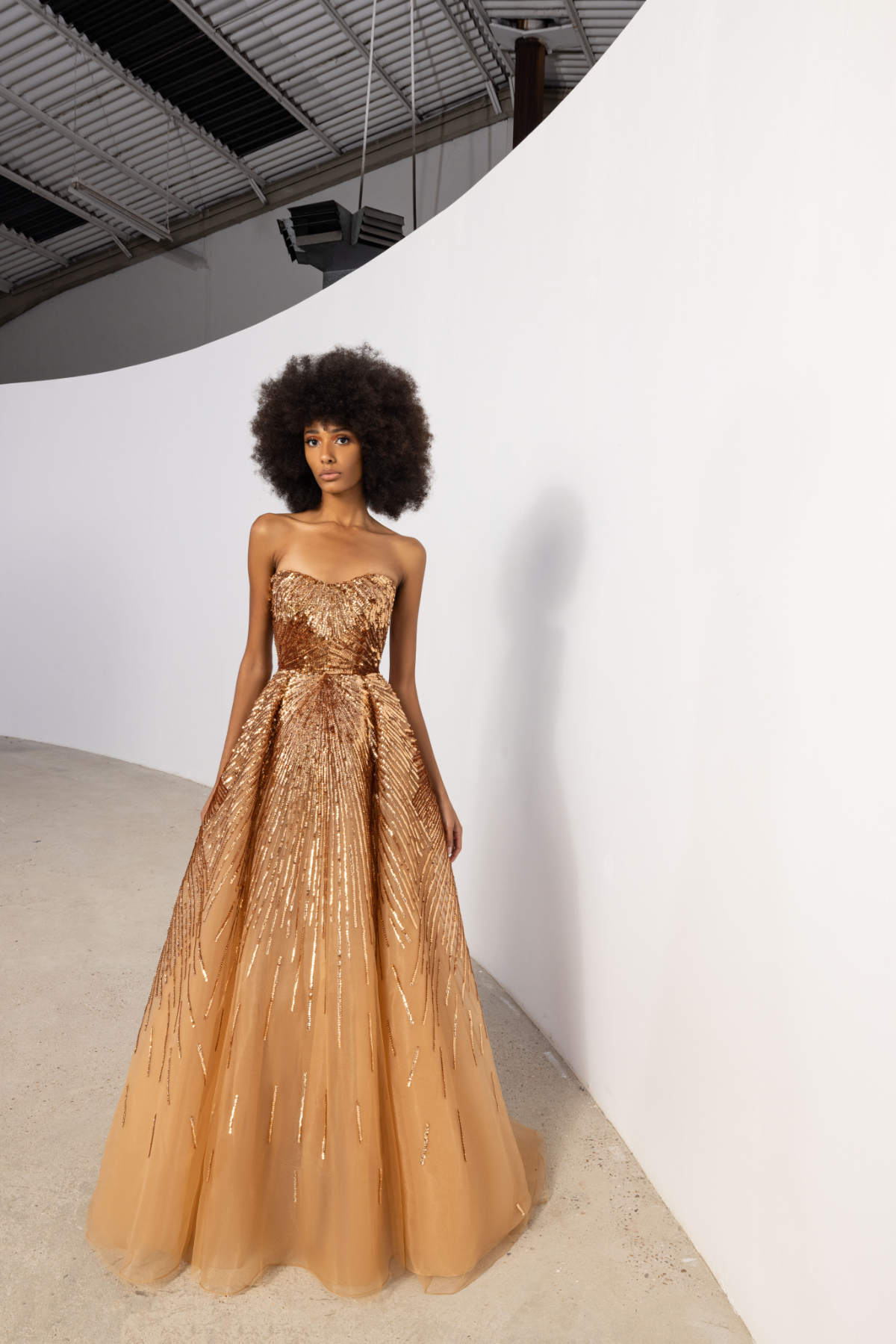 Zuhair Murad Presents Its New Spring-Summer 2023 Ready-To-Wear Collection: Ripple Of Matter