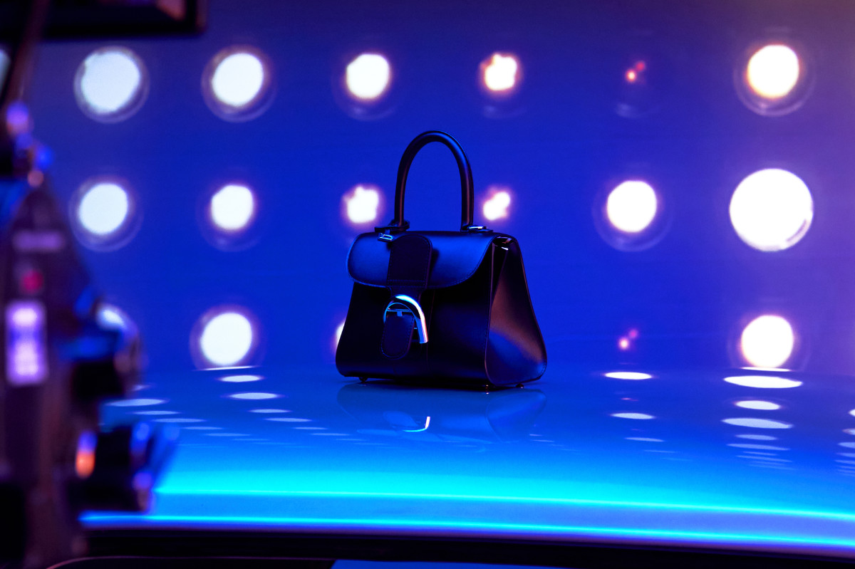 delvaux-ode-to-the-road-urban-