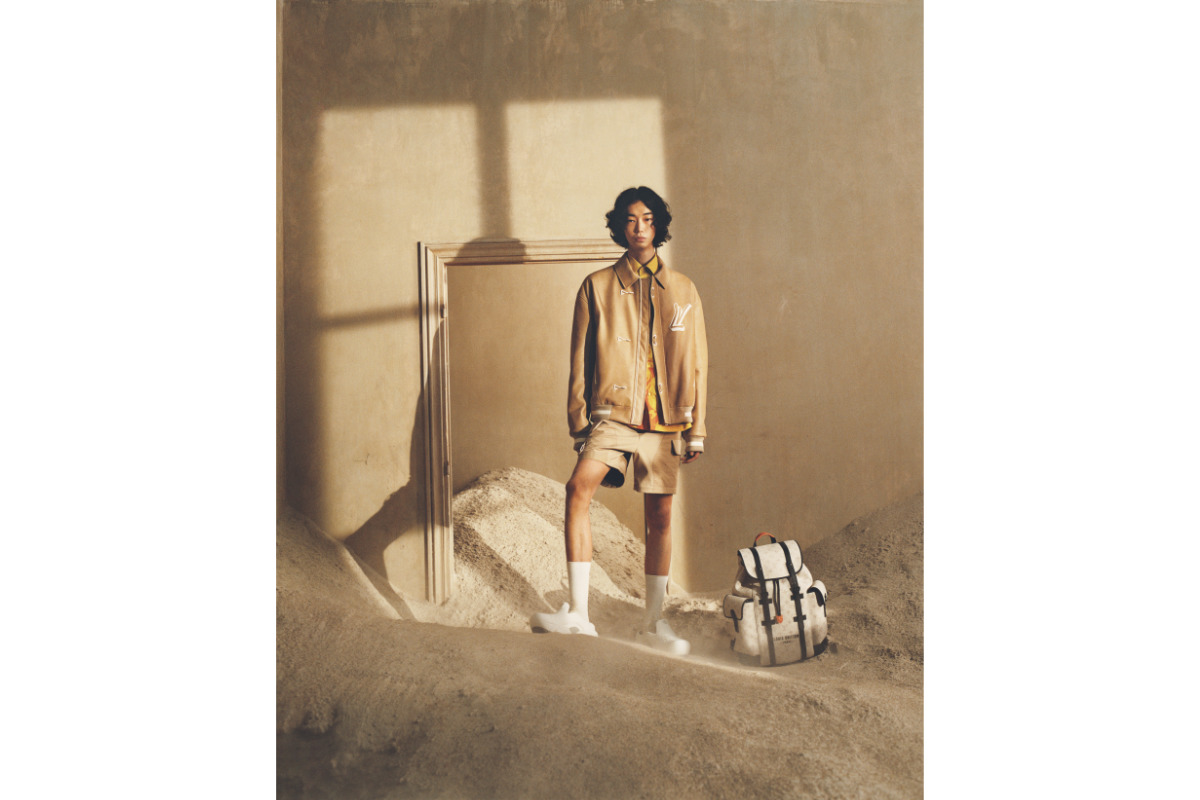 The Desert Race: LOUIS VUITTON Pre-Fall 2023 Collection - Male Model Scene