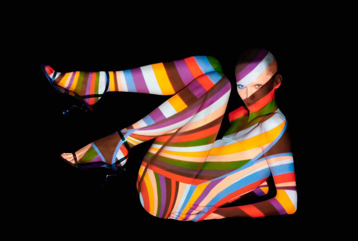 関税送料込Emilio Pucci Puffer Jacket Pucci: Pucci Introduces Its New Puffer Jacket Campaign