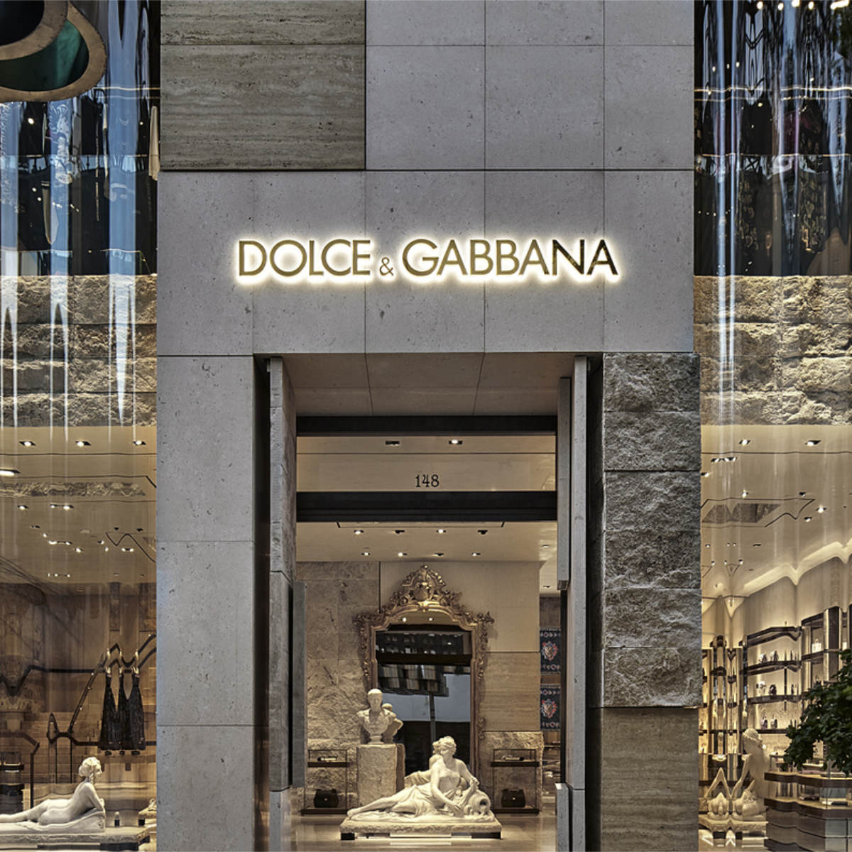 Dolce&Gabbana Tokyo Ginza - Luxferity